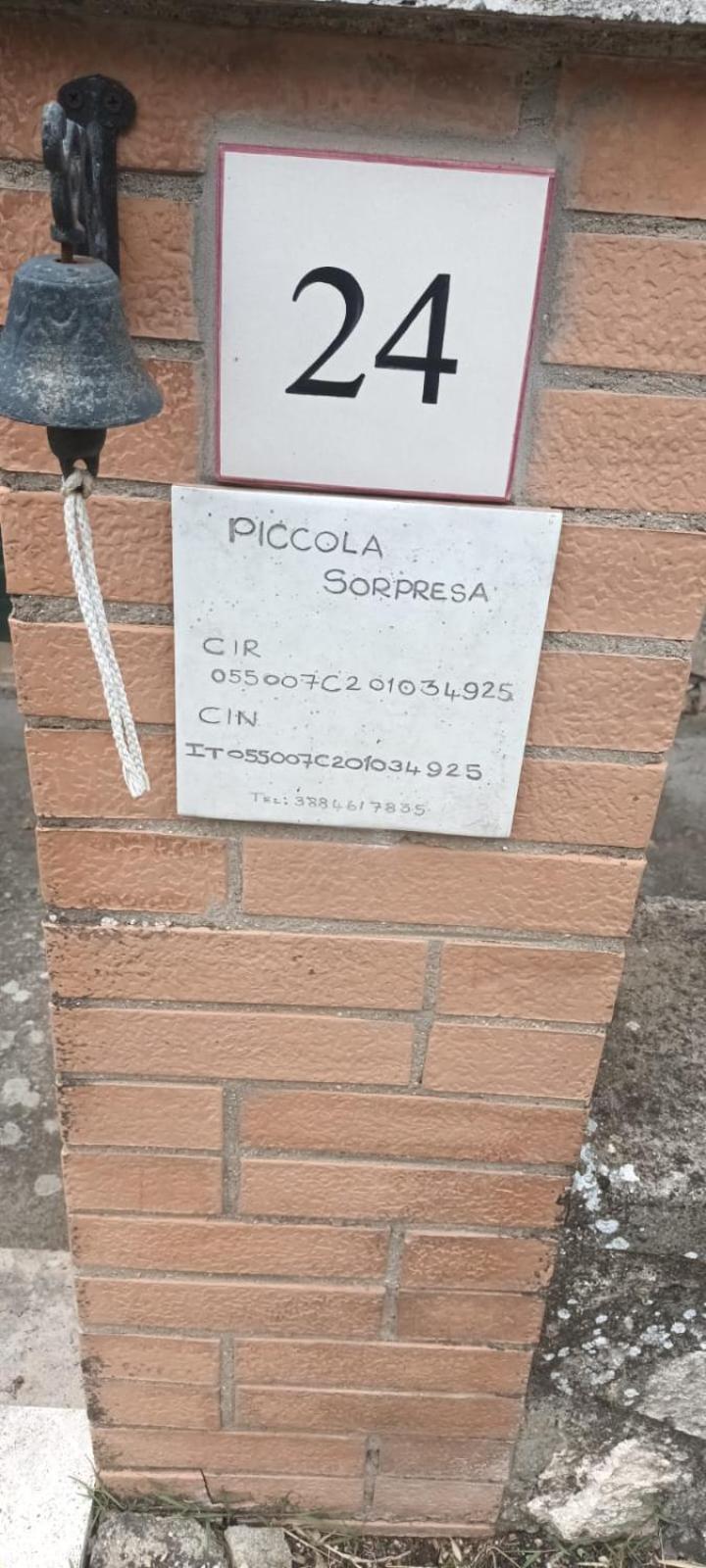 Piccola Sorpresa Apartment Scoppieto Ngoại thất bức ảnh